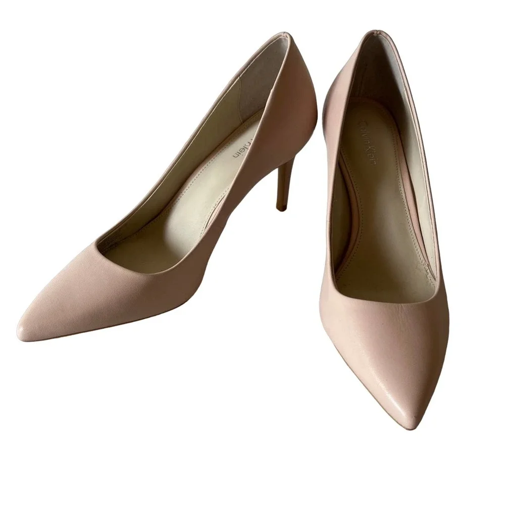 Calvin Klein Blush Pink Matte Leather Pointy Toe Gayle Heels Pumps 8 New No Box